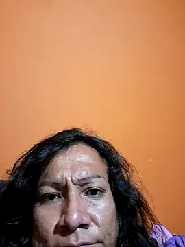 miicheele32 online show from 10/01/25, 07:14