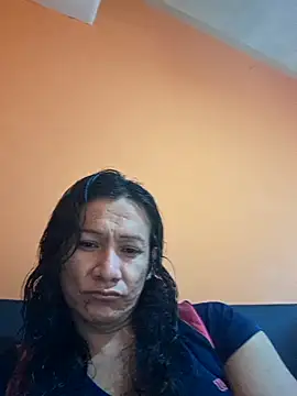 miicheele32 online show from 11/15/25, 08:05