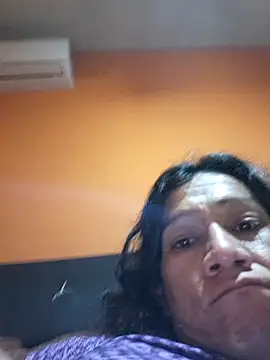 miicheele32 online show from 11/21/25, 08:13