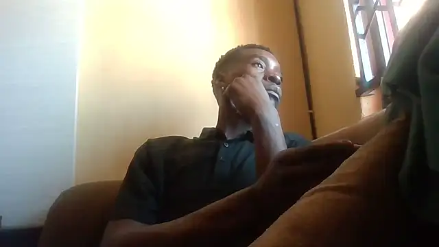 SmallGoodNutts online show from 11/05/25, 09:31