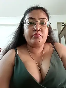 LAVERNIYA  online show from 09/13/25, 05:07