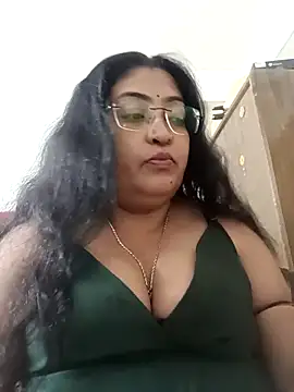 LAVERNIYA  online show from 09/16/25, 11:44