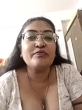 LAVERNIYA  online show from 09/21/25, 05:14