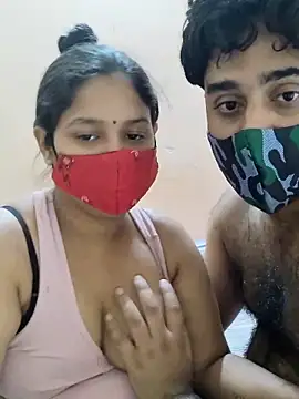 Snapshot of IND_COUPLE1 chatting on 12/10/24, 06:54 IND COUPLE1 online show from 12/10/24, 06:54