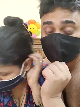 Snapshot of IND_COUPLE1 chatting on 02/12/25, 06:19 IND COUPLE1 online show from 02/12/25, 06:19