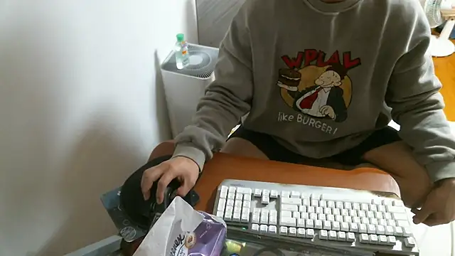 Snapshot of Stellan_0412 chatting on 02/13/26, 05:14 Stellan 0412 online show from 02/13/26, 05:14