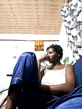 TrishaKalid online show from 10/19/25, 08:42