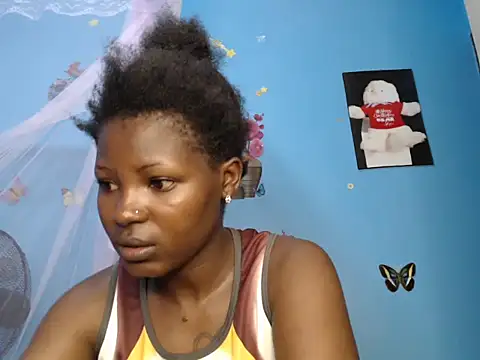 TrishaKalid online show from 02/28/26, 09:32