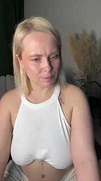 Charming Daphny online show from 05/16/26, 06:54