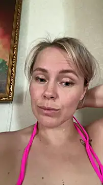 Charming Daphny online show from 07/04/26, 09:37