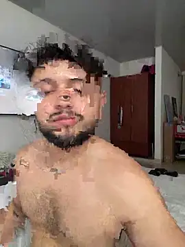 Snapshot of bruce__naughty chatting on 03/01/26, 09:28 bruce naughty online show from 03/01/26, 09:28