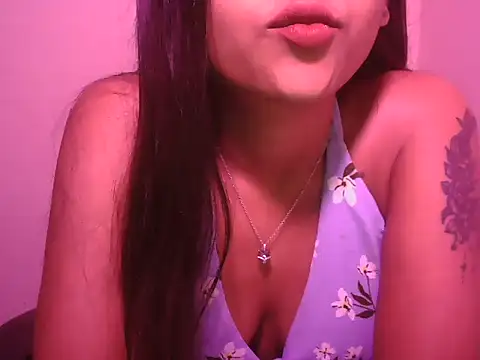 Snapshot of The_Noor chatting on 07/01/26, 03:56 The Noor online show from 07/01/26, 03:56
