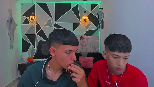 Juan Nd Steven online show from 10/23/25, 04:23