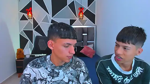 Juan Nd Steven online show from 03/04/26, 03:34