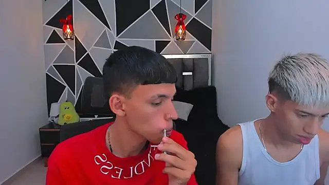 Juan Nd Steven online show from 04/21/26, 03:13