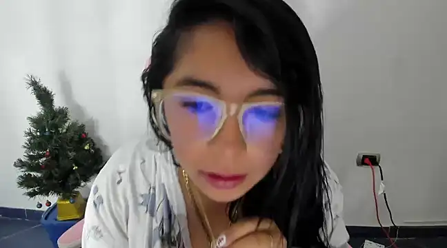  Angelinaandrade  online show from 01/06/25, 02:25