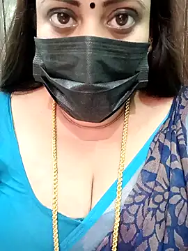 Snapshot of ashikaa_r chatting on 02/07/25, 07:50 ashikaa r online show from 02/07/25, 07:50