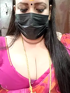 Snapshot of ashikaa_r chatting on 03/03/25, 05:53 ashikaa r online show from 03/03/25, 05:53