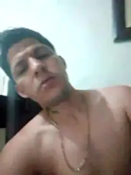 Snapshot of Alonsomadeira chatting on 05/06/26, 12:32 Alonsomadeira online show from 05/06/26, 12:32