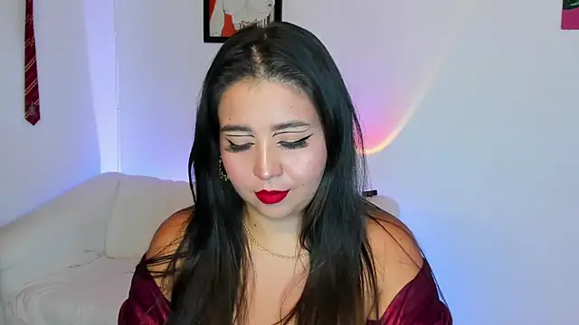 LiahDiaz online show from 12/17/25, 07:53