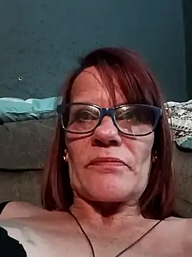 Snapshot of greeneyedamatuers chatting on 02/20/25, 05:44 greeneyedamatuers online show from 02/20/25, 05:44