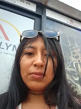 Snapshot of luisa16xxx chatting on 10/17/25, 02:19 luisa16xxx online show from 10/17/25, 02:19