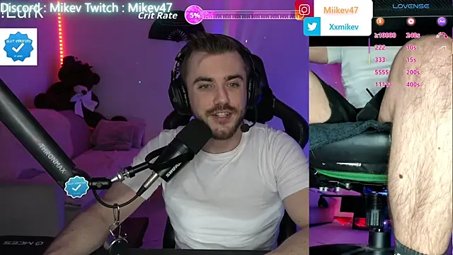 Snapshot of Mikev chatting on 03/26/26, 07:08 Mikev online show from 03/26/26, 07:08