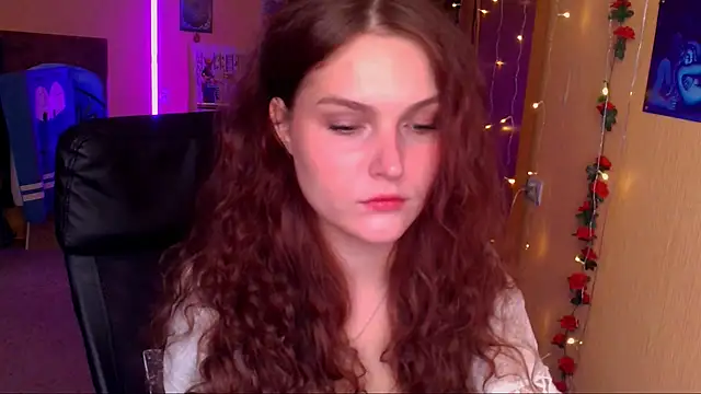 Snapshot of Jenna_Sativa chatting on 06/27/26, 09:03 Jenna Sativa online show from 06/27/26, 09:03
