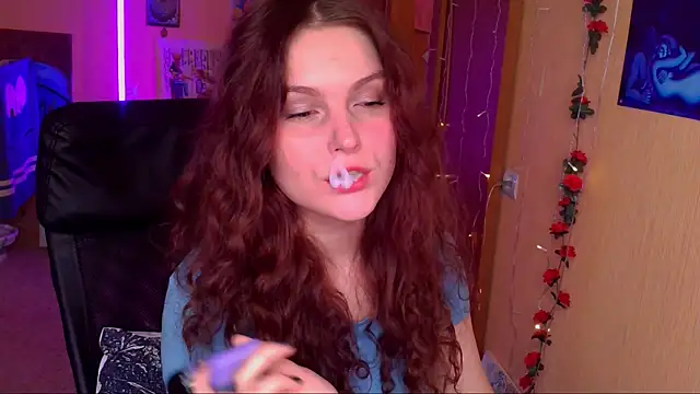 Snapshot of Jenna_Sativa chatting on 07/09/26, 10:41 Jenna Sativa online show from 07/09/26, 10:41