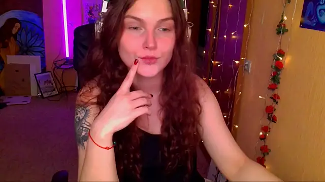 Snapshot of Jenna_Sativa chatting on 07/19/26, 11:03 Jenna Sativa online show from 07/19/26, 11:03