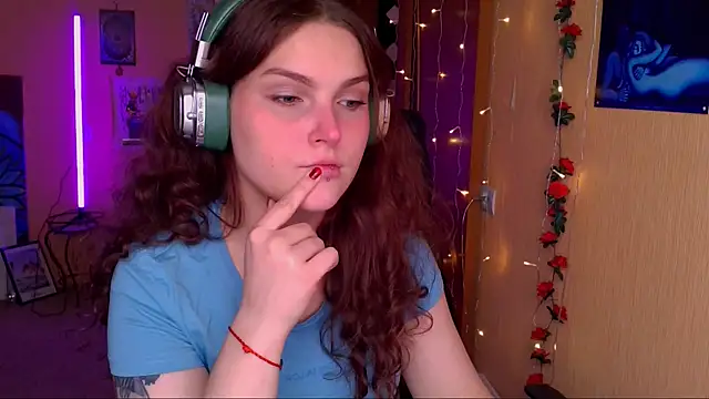 Snapshot of Jenna_Sativa chatting on 07/24/26, 12:14 Jenna Sativa online show from 07/24/26, 12:14