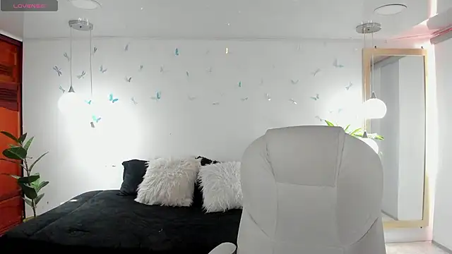  Antonnela  online show from 03/11/26, 02:23