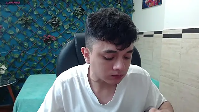 Waturox online show from 03/19/25, 10:09