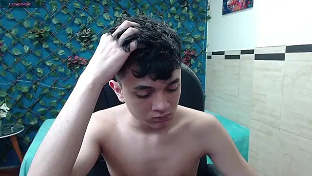 Waturox online show from 03/20/25, 01:13