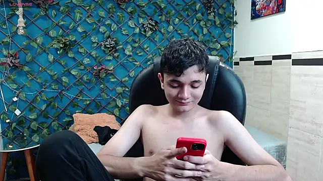 Waturox online show from 10/03/25, 07:44