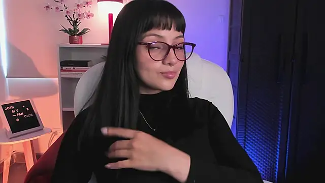 nahiapaws online show from 03/28/26, 10:42