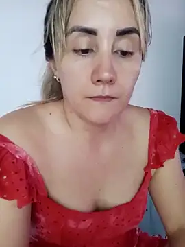 Isabel23zr online show from 10/06/25, 03:53