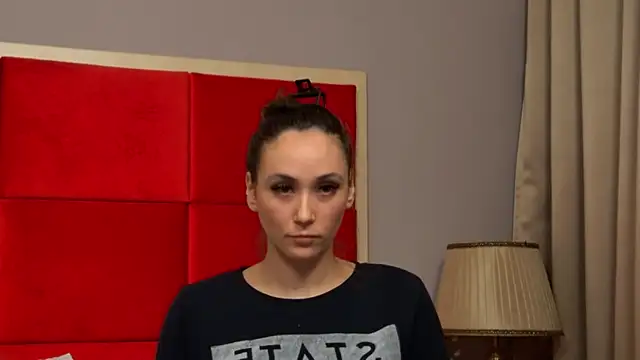 Snapshot of AliceMunro chatting on 03/16/25, 08:32 AliceMunro online show from 03/16/25, 08:32