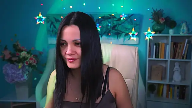 KarolinaRobinson online show from 12/06/24, 05:22