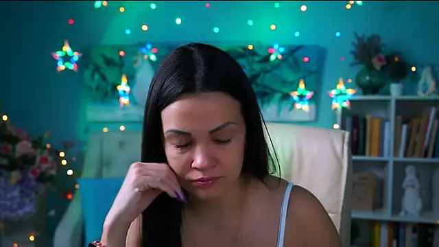 KarolinaRobinson online show from 12/15/24, 03:31