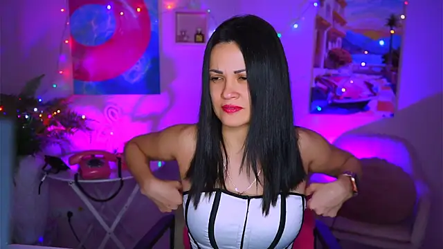 KarolinaRobinson online show from 12/26/24, 12:16