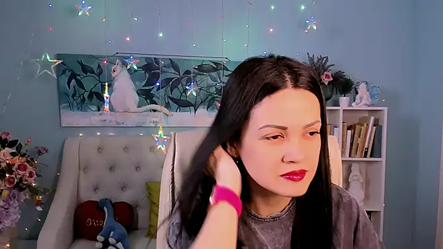 KarolinaRobinson online show from 02/05/25, 11:44