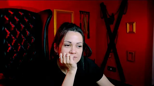 KarolinaRobinson online show from 03/22/25, 09:42