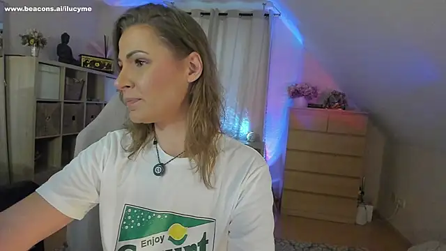 ilucyme online show from 10/01/25, 02:34