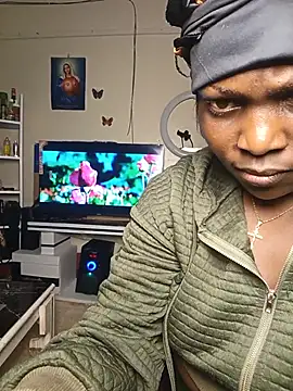 melaninebony1 online show from 07/15/26, 10:04
