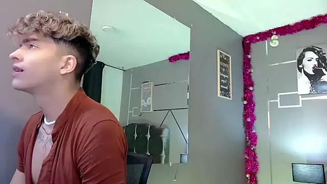 Snapshot of ANDRIUS_24 chatting on 12/05/24, 04:55 ANDRIUS 24 online show from 12/05/24, 04:55