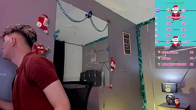 Snapshot of ANDRIUS_24 chatting on 12/14/24, 05:58 ANDRIUS 24 online show from 12/14/24, 05:58