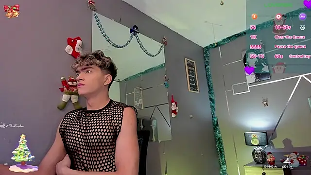 Snapshot of ANDRIUS_24 chatting on 12/26/24, 11:54 ANDRIUS 24 online show from 12/26/24, 11:54