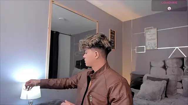 Snapshot of ANDRIUS_24 chatting on 02/08/25, 01:22 ANDRIUS 24 online show from 02/08/25, 01:22