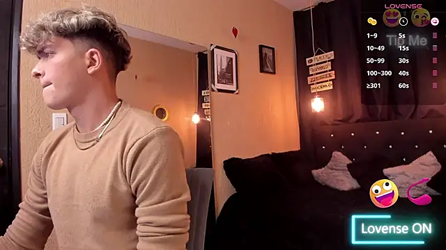 Snapshot of ANDRIUS_24 chatting on 02/25/25, 04:21 ANDRIUS 24 online show from 02/25/25, 04:21